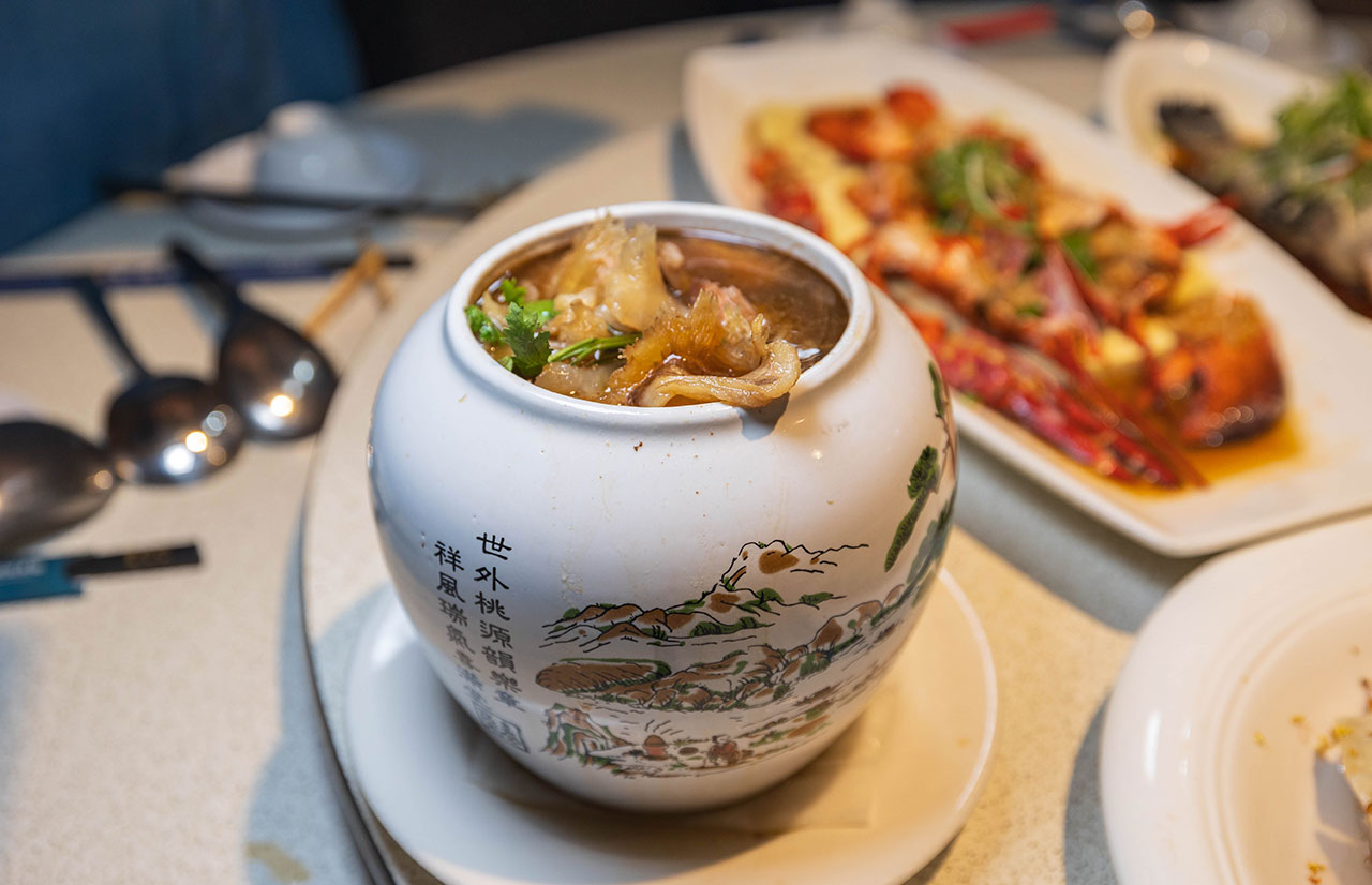 宸軒園粵菜海鮮|超人氣新北合菜推薦!香港老師傅駐店,原汁原味港式料理,新北人尾牙聚餐必吃新店餐廳推薦,2025新店美食推薦 26 宸軒園粵菜海鮮|超人氣新北合菜推薦!香港老師傅駐店,原汁原味港式料理,新北人尾牙聚餐必吃新店餐廳推薦,2025新店美食推薦 25