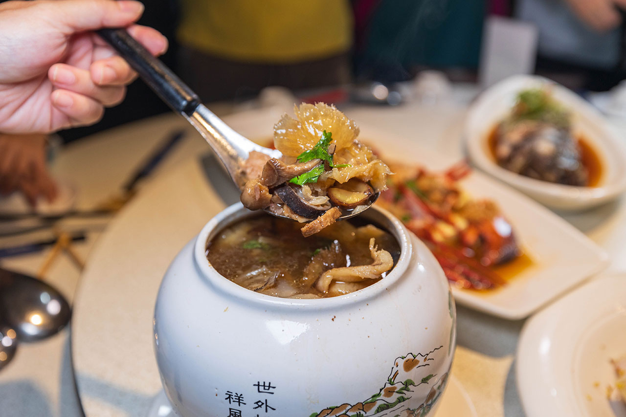 宸軒園粵菜海鮮|超人氣新北合菜推薦!香港老師傅駐店,原汁原味港式料理,新北人尾牙聚餐必吃新店餐廳推薦,2025新店美食推薦 28 宸軒園粵菜海鮮|超人氣新北合菜推薦!香港老師傅駐店,原汁原味港式料理,新北人尾牙聚餐必吃新店餐廳推薦,2025新店美食推薦 27