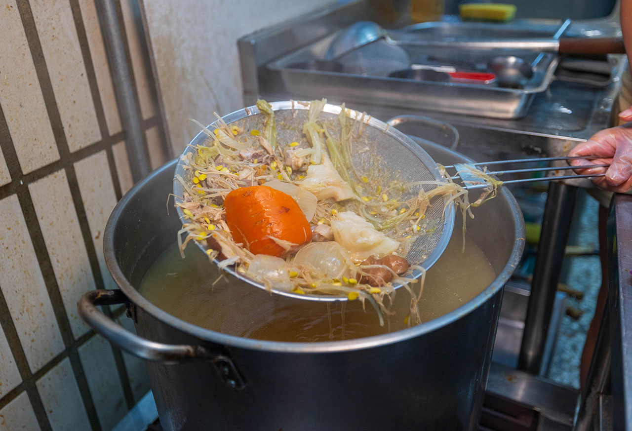 川麵道北平店｜台中正宗四川味罐罐米線，7種特調湯頭獨特泡椒辛香料陶罐燉煮砂鍋，一吃上癮的台中北屯美食推薦 53