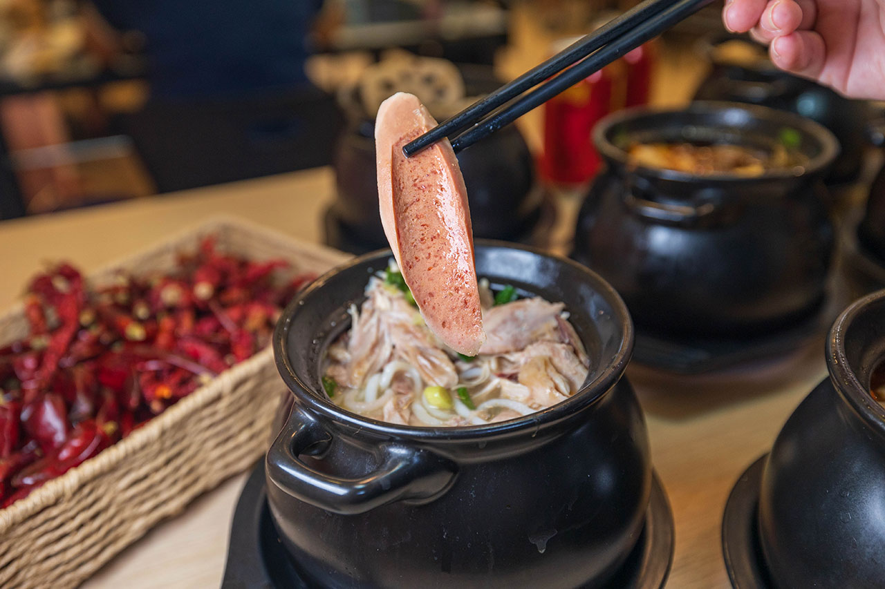 川麵道北平店｜台中正宗四川味罐罐米線，7種特調湯頭獨特泡椒辛香料陶罐燉煮砂鍋，一吃上癮的台中北屯美食推薦 59