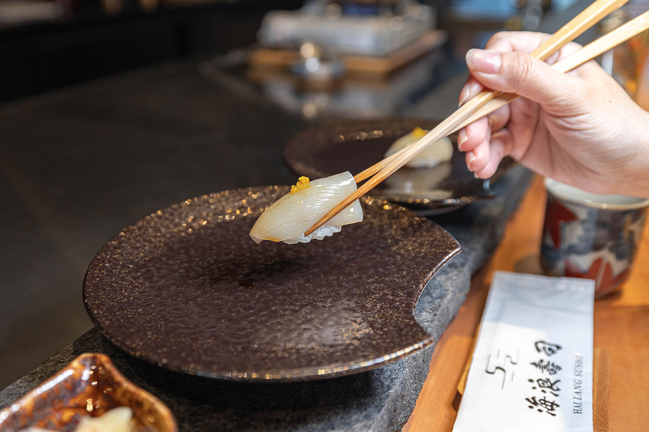 海浪壽司|日式割烹台中無菜單料理推薦,爆量生魚壽司活體宮崎小沢蟹,超適合聚餐慶生的超大包廂用餐空間,最新2026台中北屯日本料理推薦 70 海浪壽司|日式割烹台中無菜單料理推薦,爆量生魚壽司活體宮崎小沢蟹,超適合聚餐慶生的超大包廂用餐空間,最新2026台中北屯日本料理推薦 69