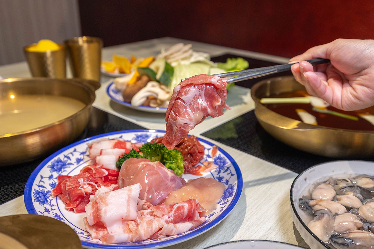 真涮吃到飽火鍋 北大店，新竹肉控必訪399起牛豬雞羊多種肉品無限吃！蔬食炸物飲料冰品自助吧隨你拿，最新2026新竹美食推薦 45