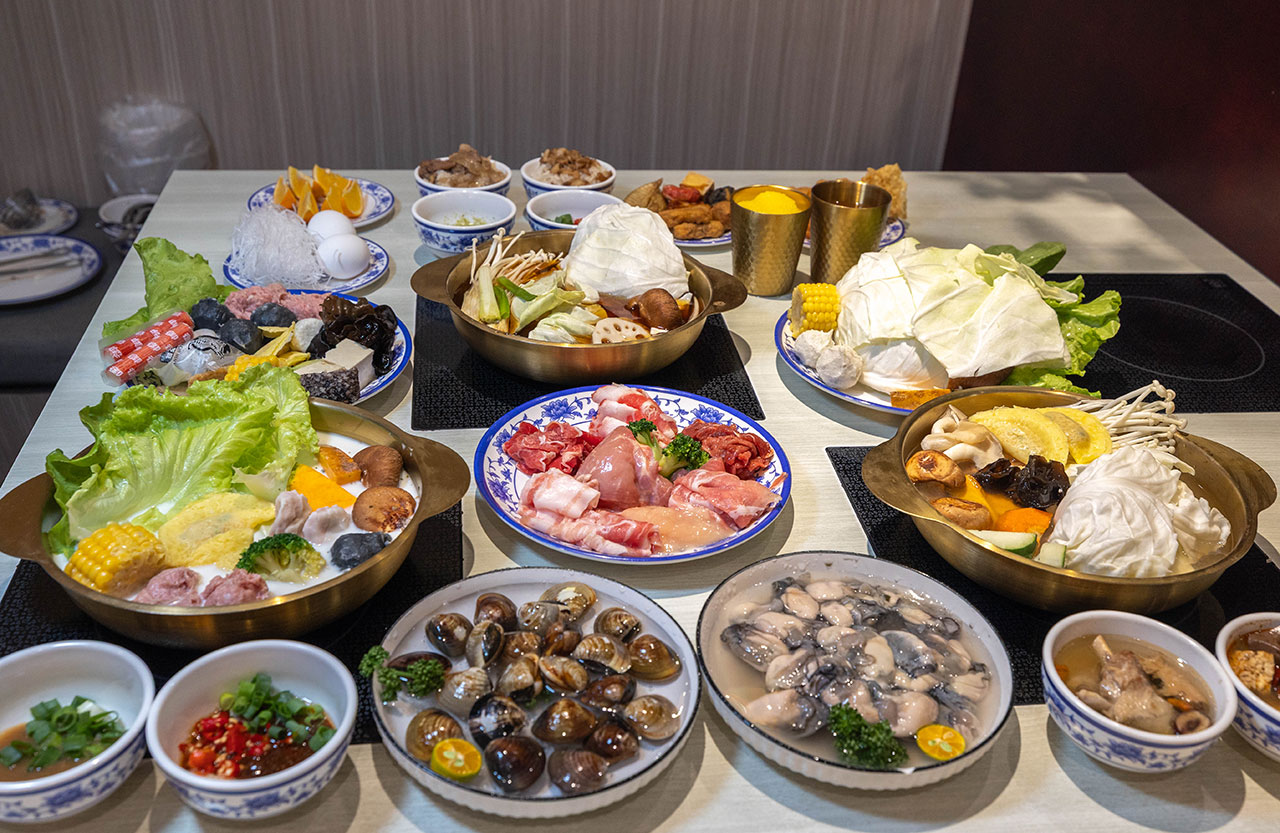 真涮吃到飽火鍋 北大店，新竹肉控必訪399起牛豬雞羊7種肉品無限吃！蔬食炸物飲料冰品自助吧隨你拿，最新2026新竹美食推薦