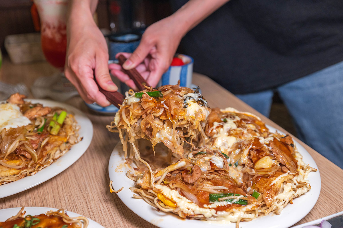 友鐵廣島燒專門店|台中火車站最強日式美食報到,鐵板現炒不用出國也能吃到正宗日式小吃,2025台中東區美食推薦,台中新時代美食推薦 170 友鐵廣島燒專門店|台中火車站最強日式美食報到,鐵板現炒不用出國也能吃到正宗日式小吃,2025台中東區美食推薦,台中新時代美食推薦 169