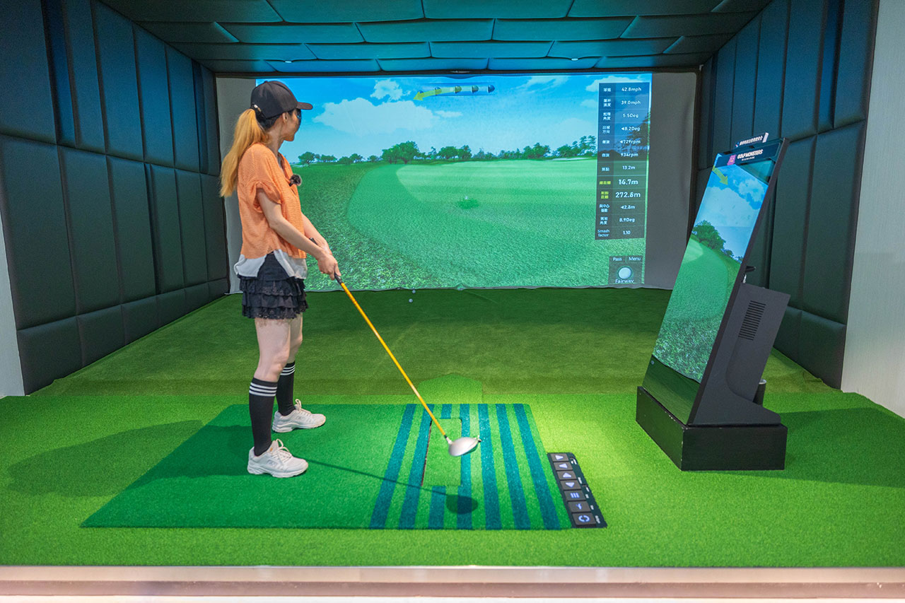 GOLF MONSTERS｜室內竟然也能打高爾夫！最新2025台北松山區景點推薦，聯誼、團建、商務聚會超時尚都會運動，不怕風吹雨淋的台北高爾夫球場推薦 39