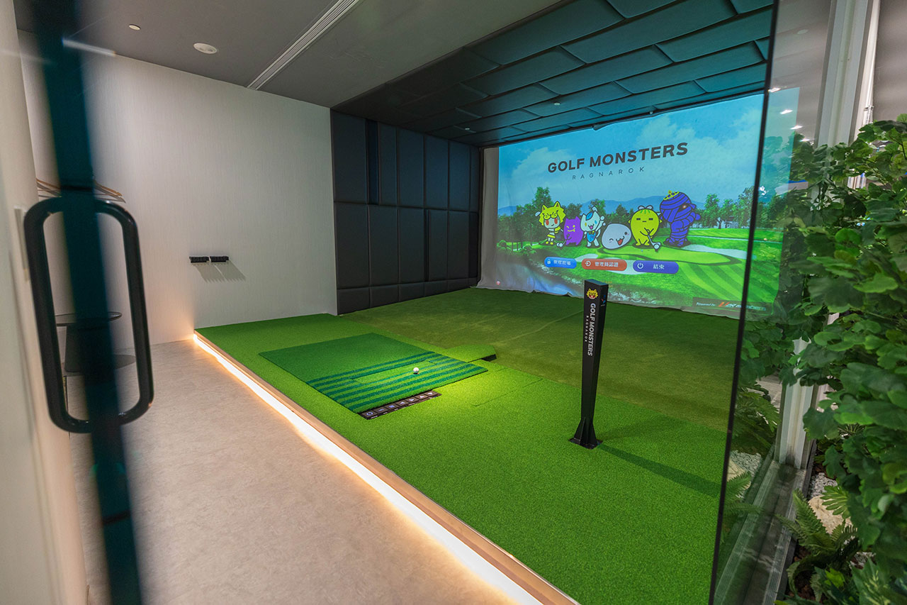 GOLF MONSTERS｜室內竟然也能打高爾夫！最新2025台北松山區景點推薦，聯誼、團建、商務聚會超時尚都會運動，不怕風吹雨淋的台北高爾夫球場推薦 17