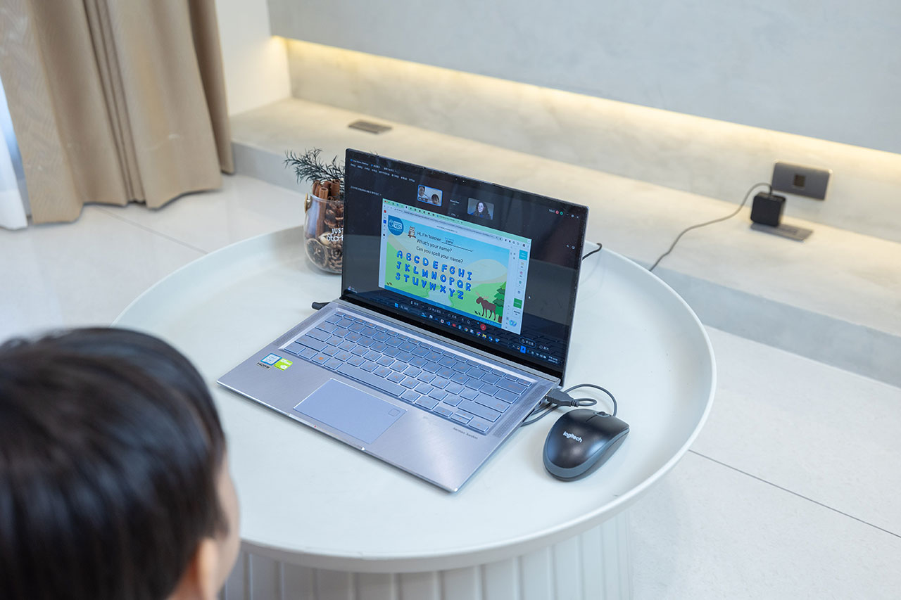 Etalking Kids兒童線上英語免費試讀｜導入STEAM概念，全台唯一通過STEM.org認證！一對一專業認證國際教師，符合108課綱與各大英語檢定，隨時隨地都能學線上兒童美語推薦 159