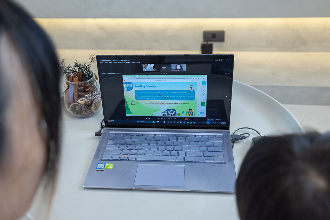 Etalking Kids兒童線上英語免費試讀｜導入STEAM概念，全台唯一通過STEM.org認證！一對一專業認證國際教師，符合108課綱與各大英語檢定，隨時隨地都能學線上兒童美語推薦 173