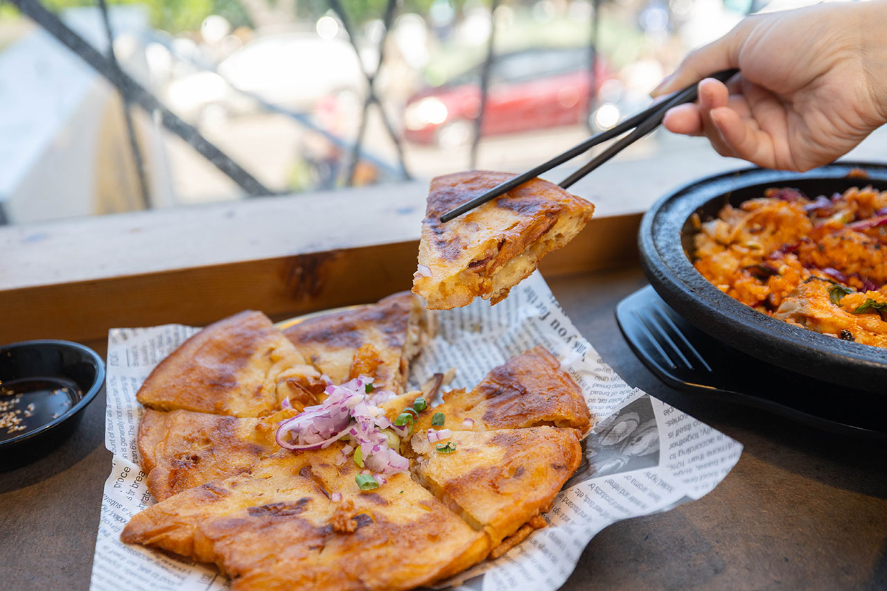 阿里郎食堂|台中竟然有這間韓式麵店,比臉大牛小排加麵免費再送小菜!最新台中中科博館美食推薦,2025台中西區美食推薦 50 阿里郎食堂|台中竟然有這間韓式麵店,比臉大牛小排加麵免費再送小菜!最新台中中科博館美食推薦,2025台中西區美食推薦 49