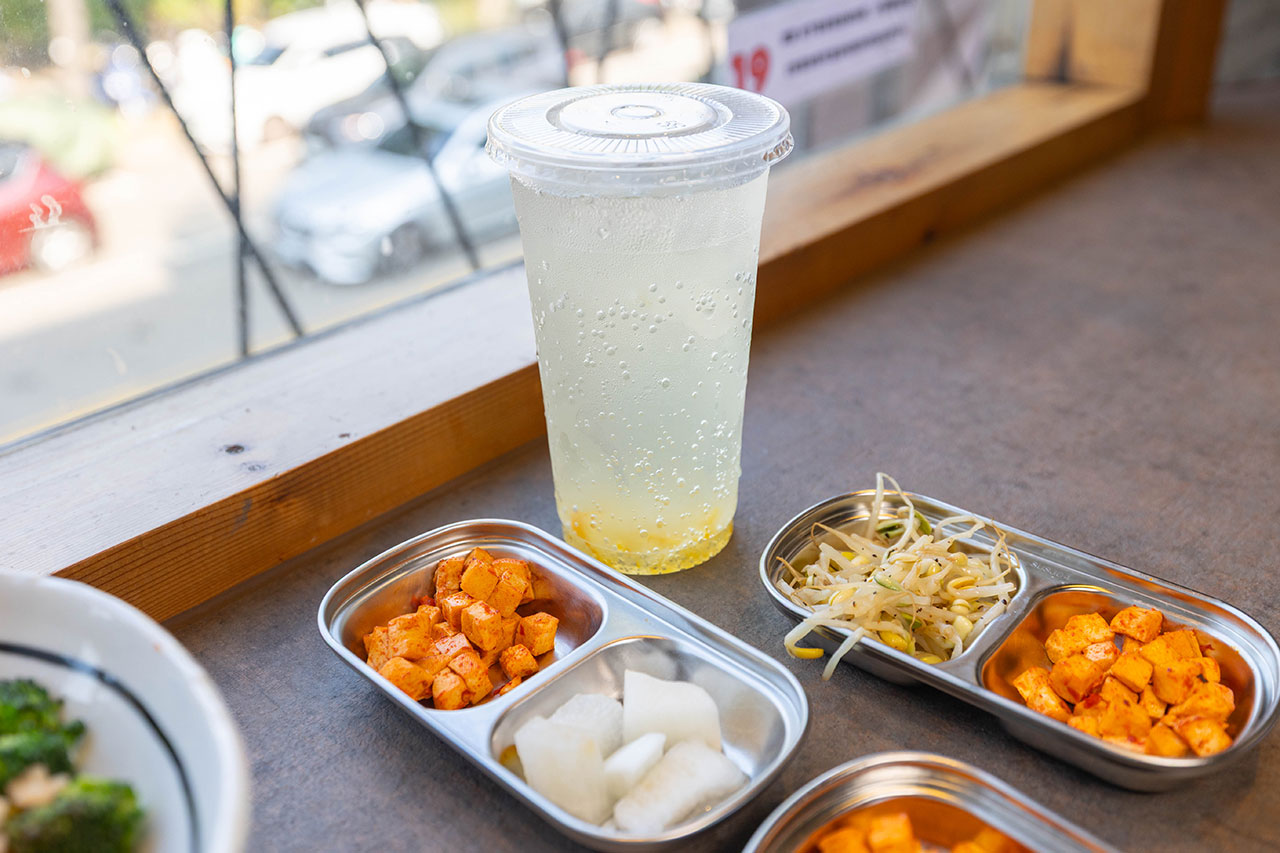 阿里郎食堂|台中竟然有這間韓式麵店,比臉大牛小排加麵免費再送小菜!最新台中中科博館美食推薦,2025台中西區美食推薦 52 阿里郎食堂|台中竟然有這間韓式麵店,比臉大牛小排加麵免費再送小菜!最新台中中科博館美食推薦,2025台中西區美食推薦 51