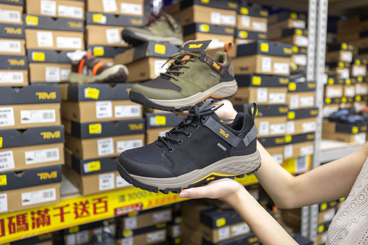 美力運動世界台中中清特賣會報到!全館下殺1折起童鞋、運動鞋、工作鞋都超便宜,前30名早鳥再享7折,還有超多買一送一活動!大雅鞋子特賣會來啦~ 96 美力運動世界台中中清特賣會報到!全館下殺1折起童鞋、運動鞋、工作鞋都超便宜,前30名早鳥再享7折,還有超多買一送一活動!大雅鞋子特賣會來啦~ 95