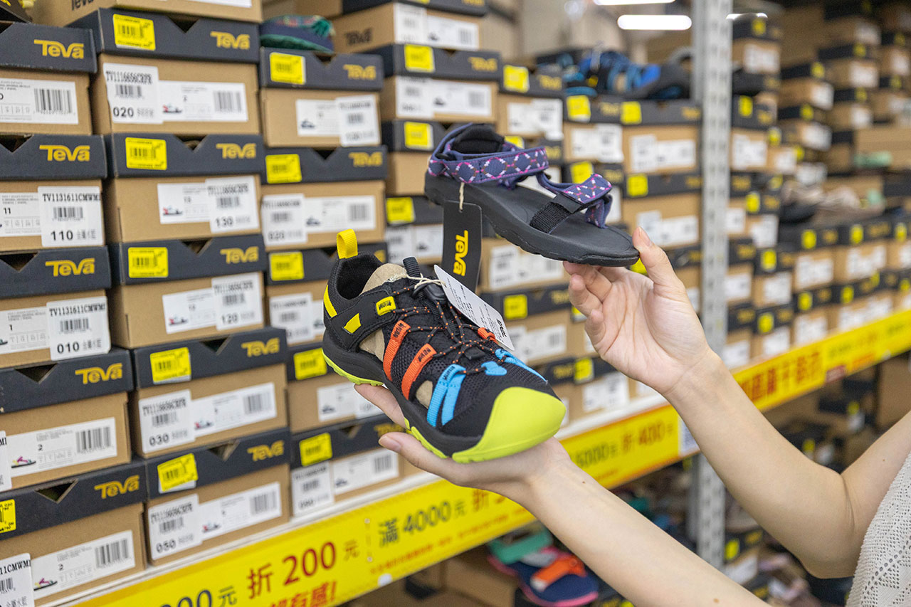 美力運動世界台中中清特賣會報到!全館下殺1折起童鞋、運動鞋、工作鞋都超便宜,前30名早鳥再享7折,還有超多買一送一活動!大雅鞋子特賣會來啦~ 90 美力運動世界台中中清特賣會報到!全館下殺1折起童鞋、運動鞋、工作鞋都超便宜,前30名早鳥再享7折,還有超多買一送一活動!大雅鞋子特賣會來啦~ 89