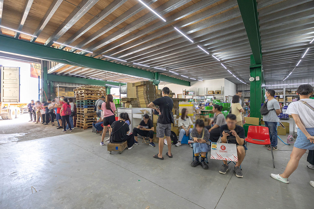 美力運動世界台中中清特賣會報到!全館下殺1折起童鞋、運動鞋、工作鞋都超便宜,前30名早鳥再享7折,還有超多買一送一活動!大雅鞋子特賣會來啦~ 16 美力運動世界台中中清特賣會報到!全館下殺1折起童鞋、運動鞋、工作鞋都超便宜,前30名早鳥再享7折,還有超多買一送一活動!大雅鞋子特賣會來啦~ 15