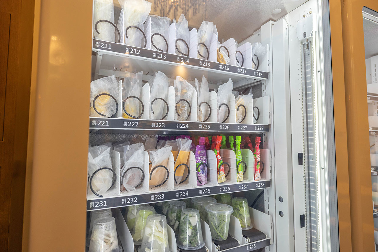 【台中北屯美食推薦】深夜食堂新選擇「遊盒麵崇德店」24小時自助韓式泡麵:10元起小菜!麻辣鴨血、爆漿甜點讓你吃好吃滿,必收台中深夜美食 176 【台中北屯美食推薦】深夜食堂新選擇「遊盒麵崇德店」24小時自助韓式泡麵:10元起小菜!麻辣鴨血、爆漿甜點讓你吃好吃滿,必收台中深夜美食 175