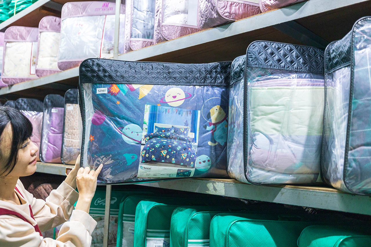 【台中大雅】2025法頌寢具原廠特賣會年末換季攻略！床包組、被單、枕頭，全館下殺1折起再買一送一，還有超多滿額好禮等你拿 323