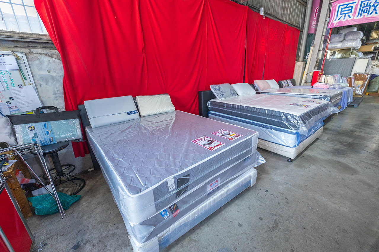 【台中大雅】2025法頌寢具原廠特賣會年末換季攻略！床包組、被單、枕頭，全館下殺1折起再買一送一，還有超多滿額好禮等你拿 291