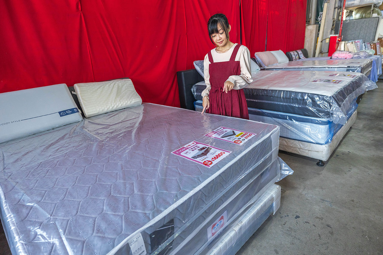 【台中大雅】2025法頌寢具原廠特賣會年末換季攻略！床包組、被單、枕頭，全館下殺1折起再買一送一，還有超多滿額好禮等你拿 293