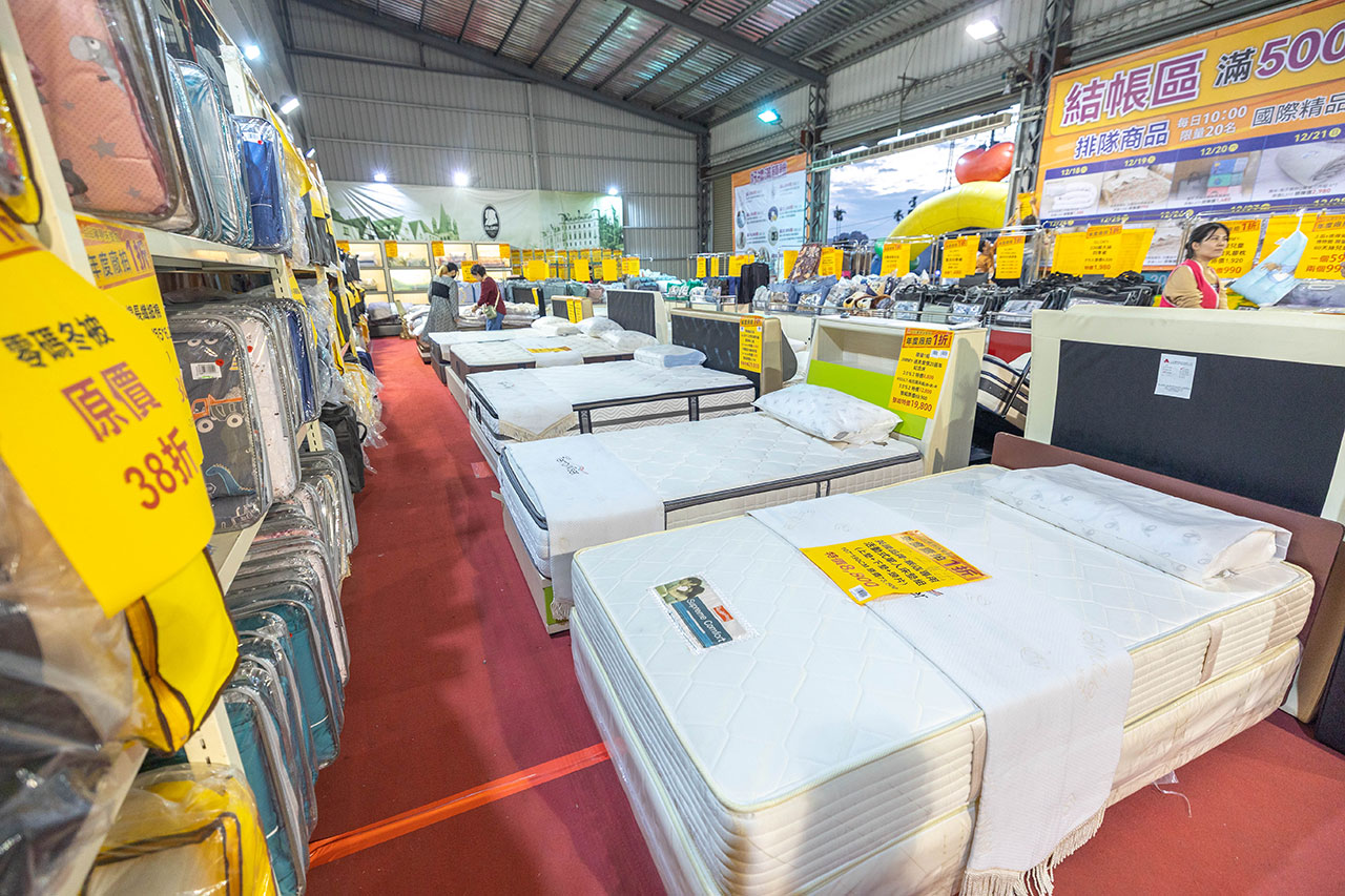 【台中北屯區寢具特賣會】上品寢具年度廠拍殺很大！1折起跳抗通膨，每日超便宜排隊攻略，幾米床包、進口名床手刀搶晚來就沒了! 35