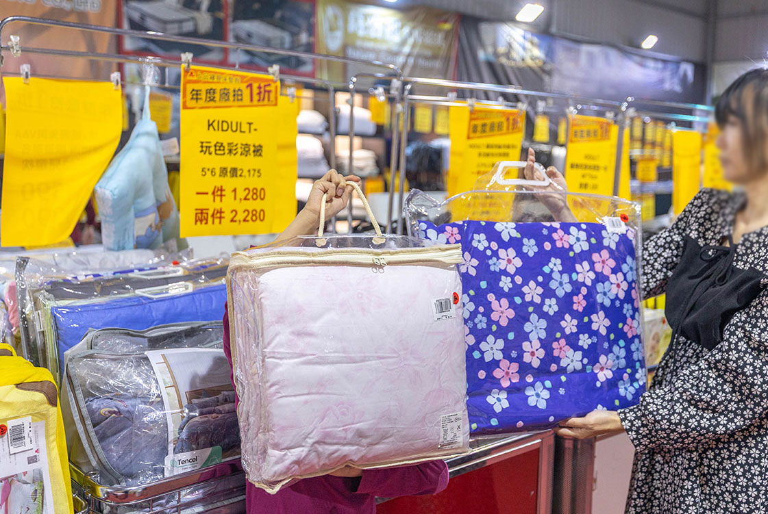 【台中北屯區寢具特賣會】上品寢具年度廠拍殺很大！1折起跳抗通膨，每日超便宜排隊攻略，幾米床包、進口名床手刀搶晚來就沒了! 59