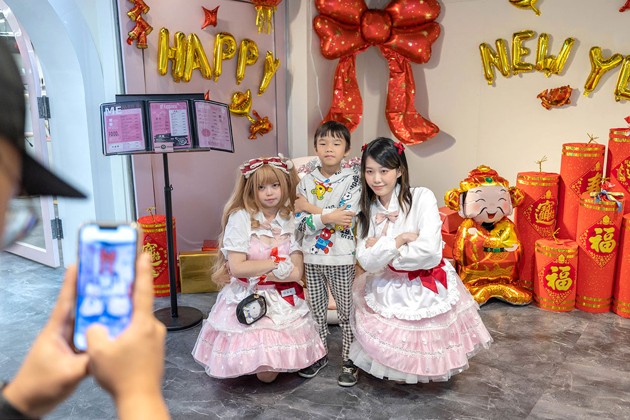 夢饗STAGE IP主題餐廳｜台中大魯閣新時代最新開幕女僕餐廳，粉絲限時優惠全館餐點買一送一，2026台中市東區美食推薦 67