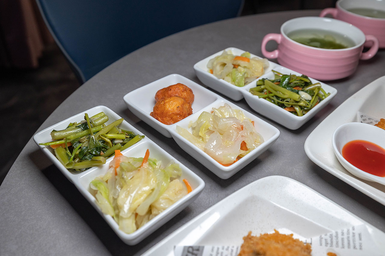 夢饗STAGE IP主題餐廳｜台中大魯閣新時代最新開幕女僕餐廳，粉絲限時優惠全館餐點買一送一，2026台中市東區美食推薦 33