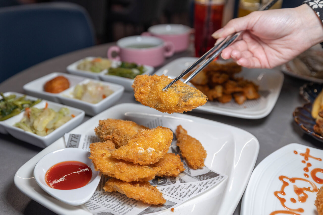 夢饗STAGE IP主題餐廳｜台中大魯閣新時代最新開幕女僕餐廳，粉絲限時優惠全館餐點買一送一，2026台中市東區美食推薦 61