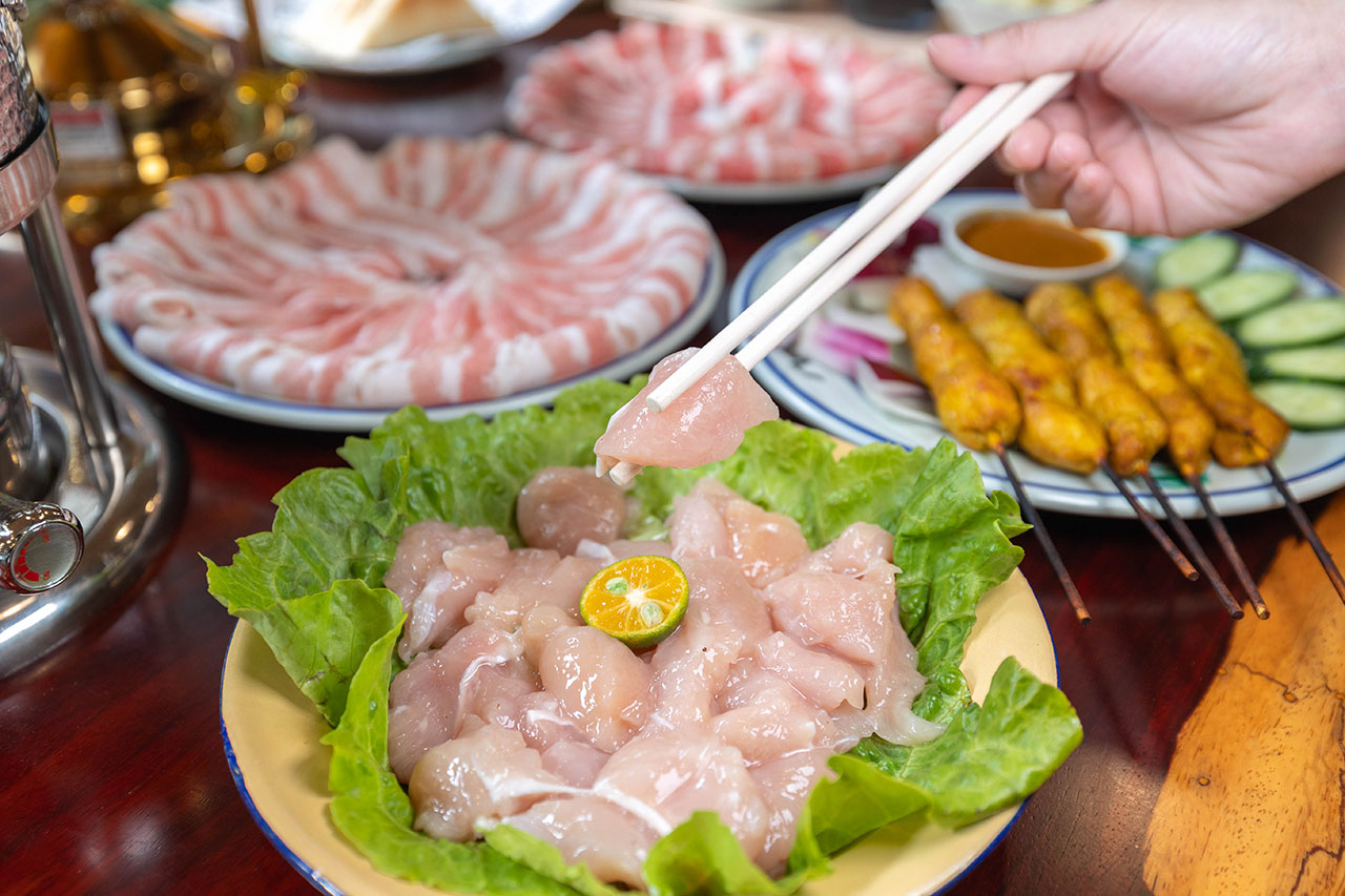 來馬食光|苗栗親子餐廳推薦,超豐盛南洋料理冬季限定鍋物,南洋甜點下午茶美食吃到爽,2026頭份火鍋推薦! 246 來馬食光|苗栗親子餐廳推薦,超豐盛南洋料理冬季限定鍋物,南洋甜點下午茶美食吃到爽,2026頭份火鍋推薦! 245