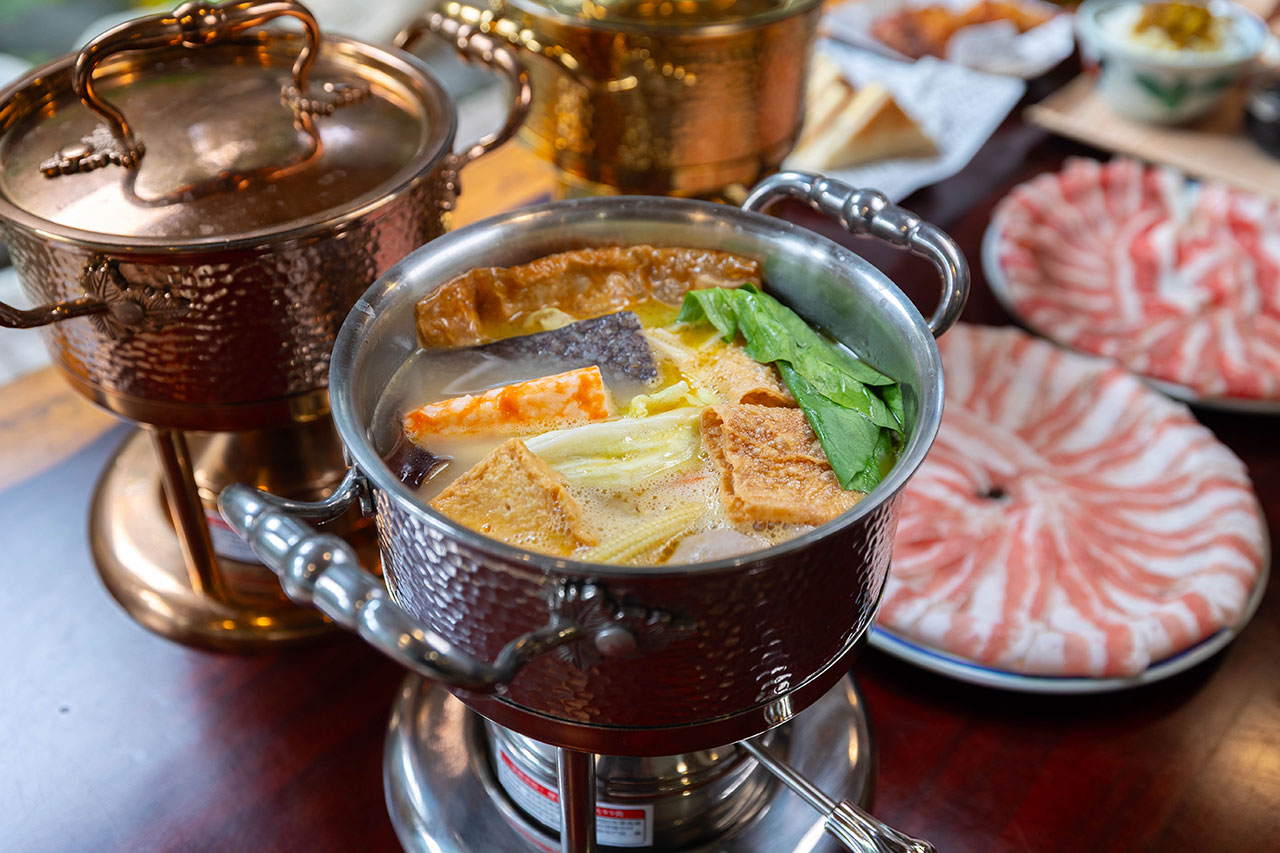 來馬食光|苗栗親子餐廳推薦,超豐盛南洋料理冬季限定鍋物,南洋甜點下午茶美食吃到爽,2026頭份火鍋推薦! 242 來馬食光|苗栗親子餐廳推薦,超豐盛南洋料理冬季限定鍋物,南洋甜點下午茶美食吃到爽,2026頭份火鍋推薦! 241