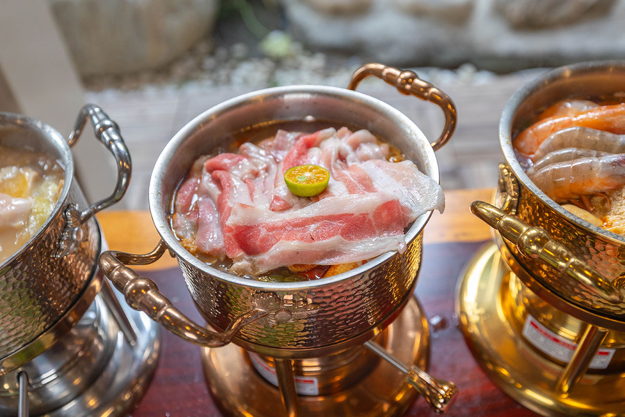 來馬食光|苗栗親子餐廳推薦,超豐盛南洋料理冬季限定鍋物,南洋甜點下午茶美食吃到爽,2026頭份火鍋推薦! 240 來馬食光|苗栗親子餐廳推薦,超豐盛南洋料理冬季限定鍋物,南洋甜點下午茶美食吃到爽,2026頭份火鍋推薦! 239