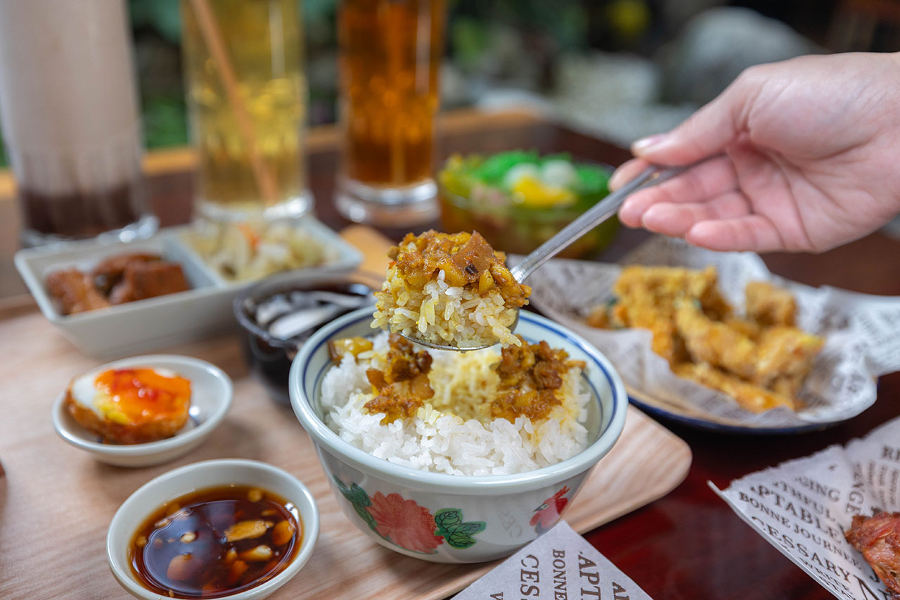來馬食光|苗栗親子餐廳推薦,超豐盛南洋料理冬季限定鍋物,南洋甜點下午茶美食吃到爽,2026頭份火鍋推薦! 274 來馬食光|苗栗親子餐廳推薦,超豐盛南洋料理冬季限定鍋物,南洋甜點下午茶美食吃到爽,2026頭份火鍋推薦! 273