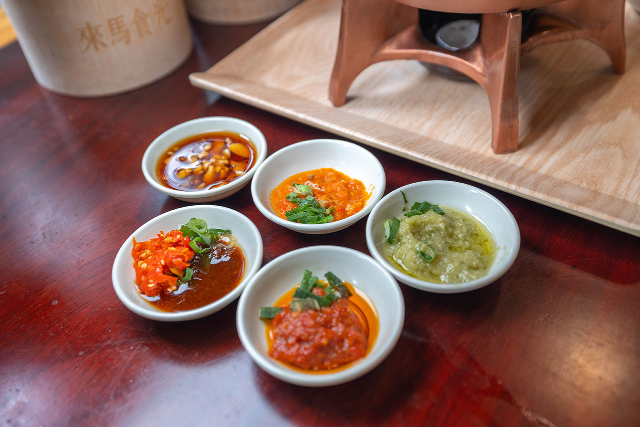 來馬食光|苗栗親子餐廳推薦,超豐盛南洋料理冬季限定鍋物,南洋甜點下午茶美食吃到爽,2026頭份火鍋推薦! 256 來馬食光|苗栗親子餐廳推薦,超豐盛南洋料理冬季限定鍋物,南洋甜點下午茶美食吃到爽,2026頭份火鍋推薦! 255