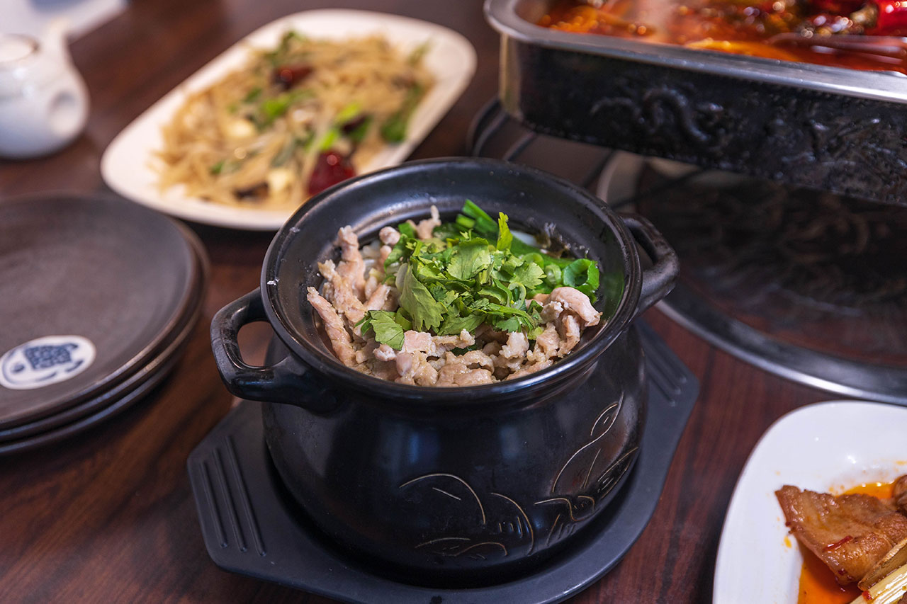 川麵道昌平店 超霸氣正宗四川烤魚 東北小地鍋 罐罐米線 2026台中北屯區美食推薦 38 川麵道昌平店 超霸氣正宗四川烤魚 東北小地鍋 罐罐米線 2026台中北屯區美食推薦 37