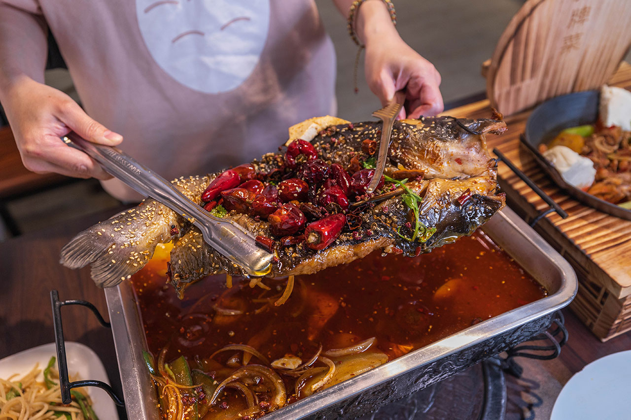 川麵道昌平店 超霸氣正宗四川烤魚 東北小地鍋 罐罐米線 2026台中北屯區美食推薦 16 川麵道昌平店 超霸氣正宗四川烤魚 東北小地鍋 罐罐米線 2026台中北屯區美食推薦 15