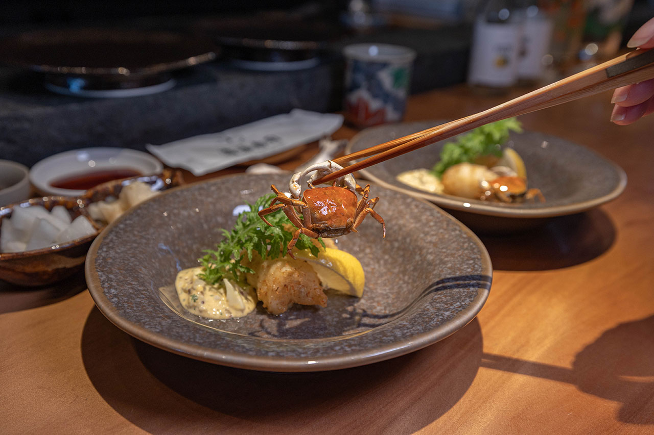 海浪壽司｜日式割烹台中無菜單料理推薦，爆量生魚壽司活體宮崎小沢蟹，超適合聚餐慶生的超大包廂用餐空間，最新2026台中北屯日本料理推薦 1030