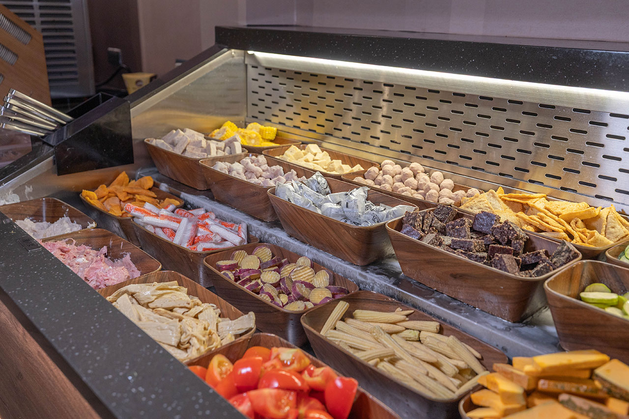 尚石苑石頭火鍋太平店｜台中超推火鍋吃到飽40種配料無限自助吧，台味特色美食滷肉飯、麵線糊、牛肉丼多種美食吃到爽2026台中太平美食推薦 13