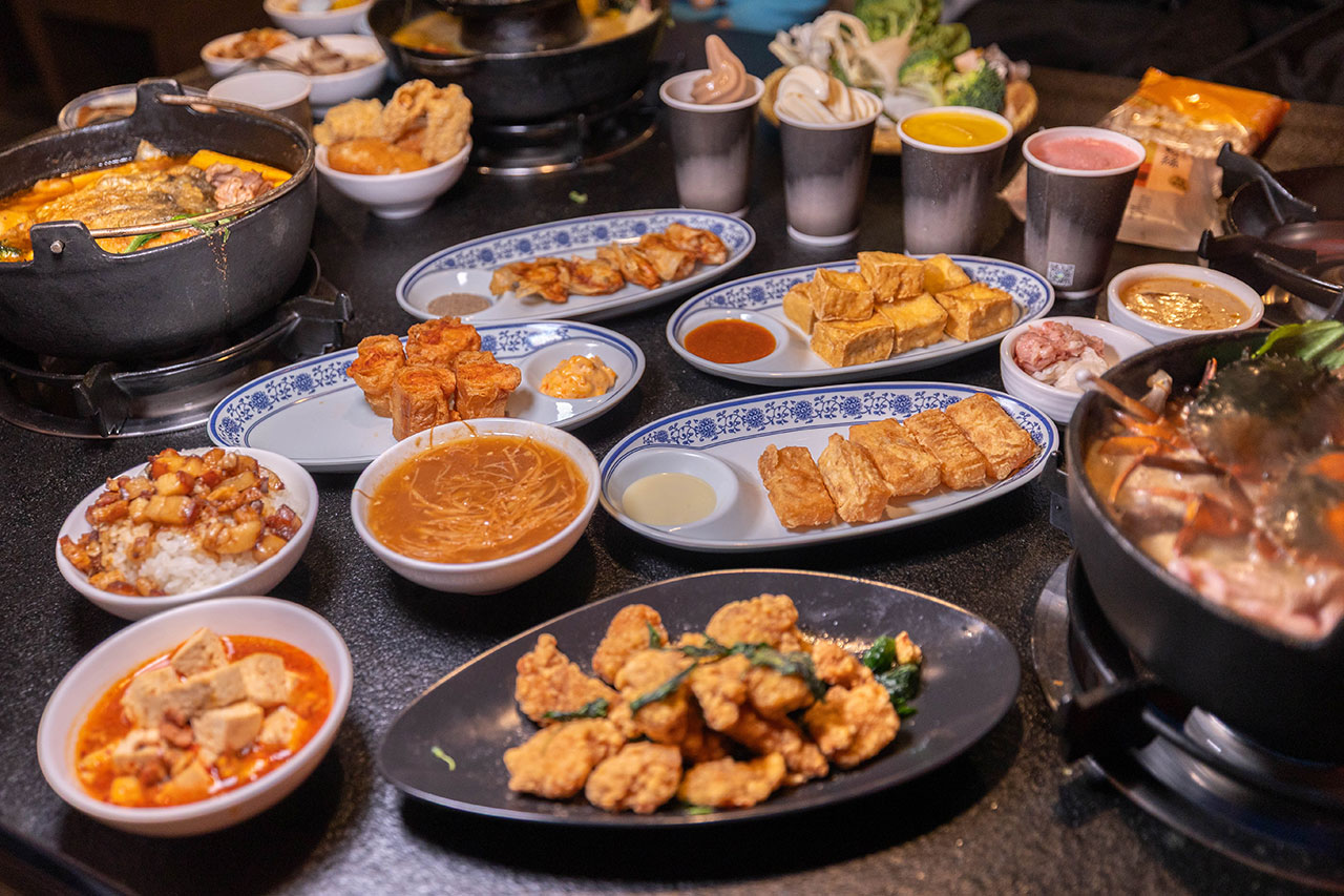 尚石苑石頭火鍋太平店｜台中超推火鍋吃到飽40種配料無限自助吧，台味特色美食滷肉飯、麵線糊、牛肉丼多種美食吃到爽2026台中太平美食推薦 79