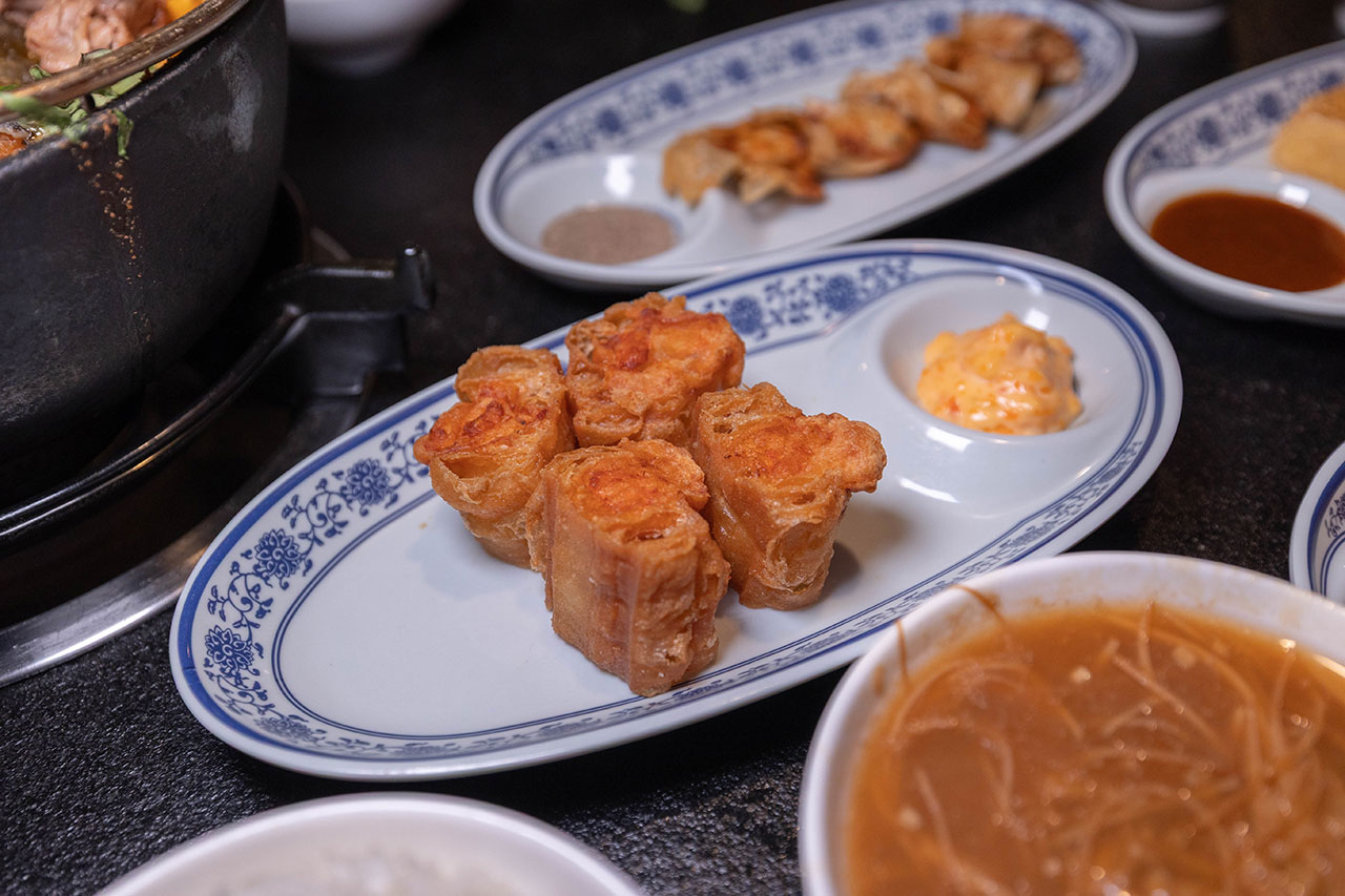 尚石苑石頭火鍋太平店｜台中超推火鍋吃到飽40種配料無限自助吧，台味特色美食滷肉飯、麵線糊、牛肉丼多種美食吃到爽2026台中太平美食推薦 87