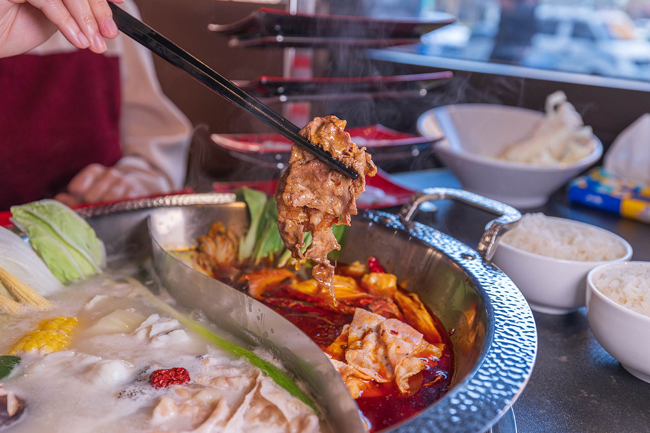 【2026台中火鍋推薦】老虎斑斑·赤斑涮｜全台首創石斑魚火鍋專賣！燜製清油鴛鴦鍋麻辣湯鮮魚湯，最新台中北屯火鍋新店報到！ 181