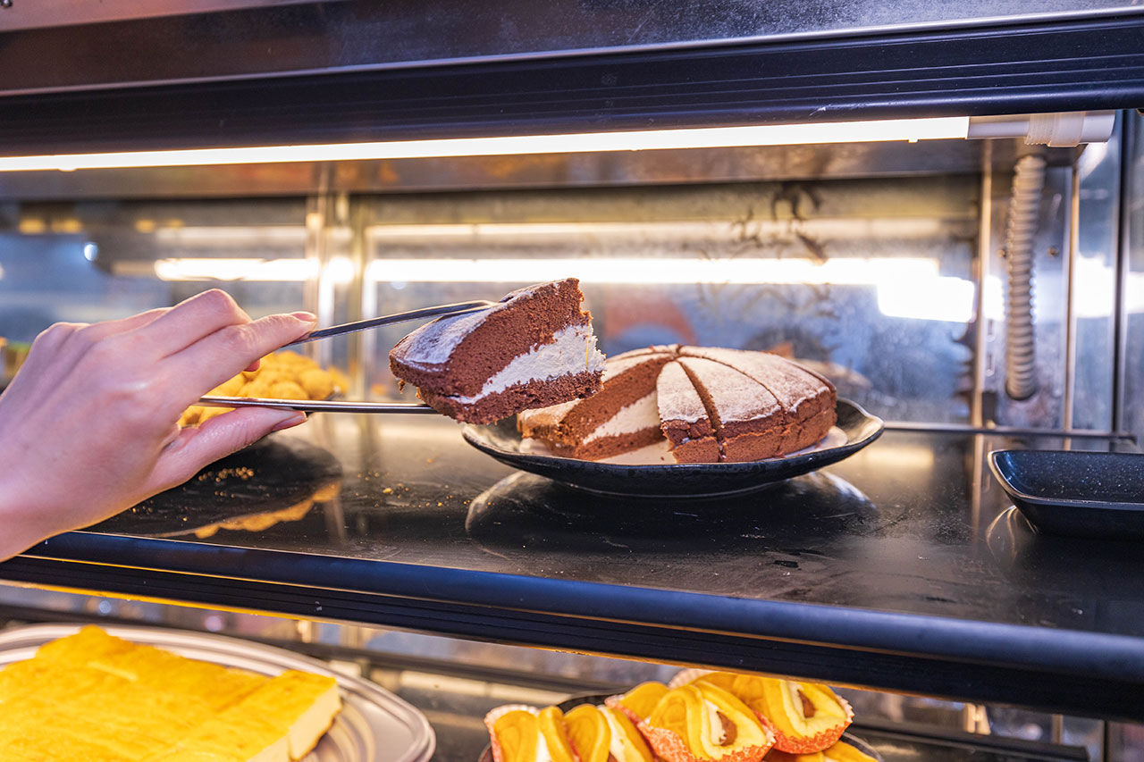 一個圓鍋｜台南超狂499起吃到飽火鍋，牛豬雞海鮮甜點剉冰近80樣自助吧美食，讓你一次吃到飽，必吃2026台南北區美食推薦 840