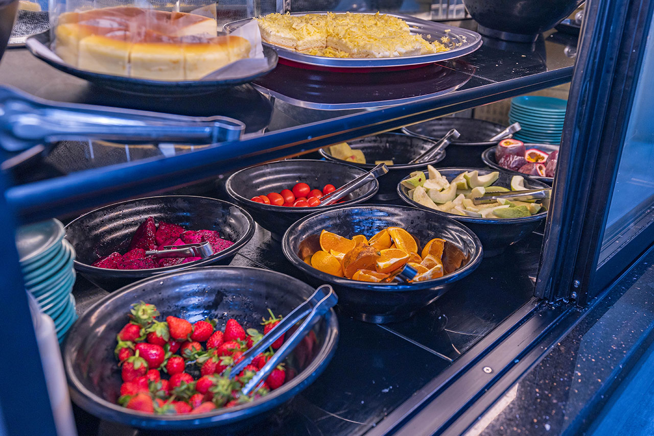 一個圓鍋｜台南超狂499起吃到飽火鍋，牛豬雞海鮮甜點剉冰近80樣自助吧美食，讓你一次吃到飽，必吃2026台南北區美食推薦 846