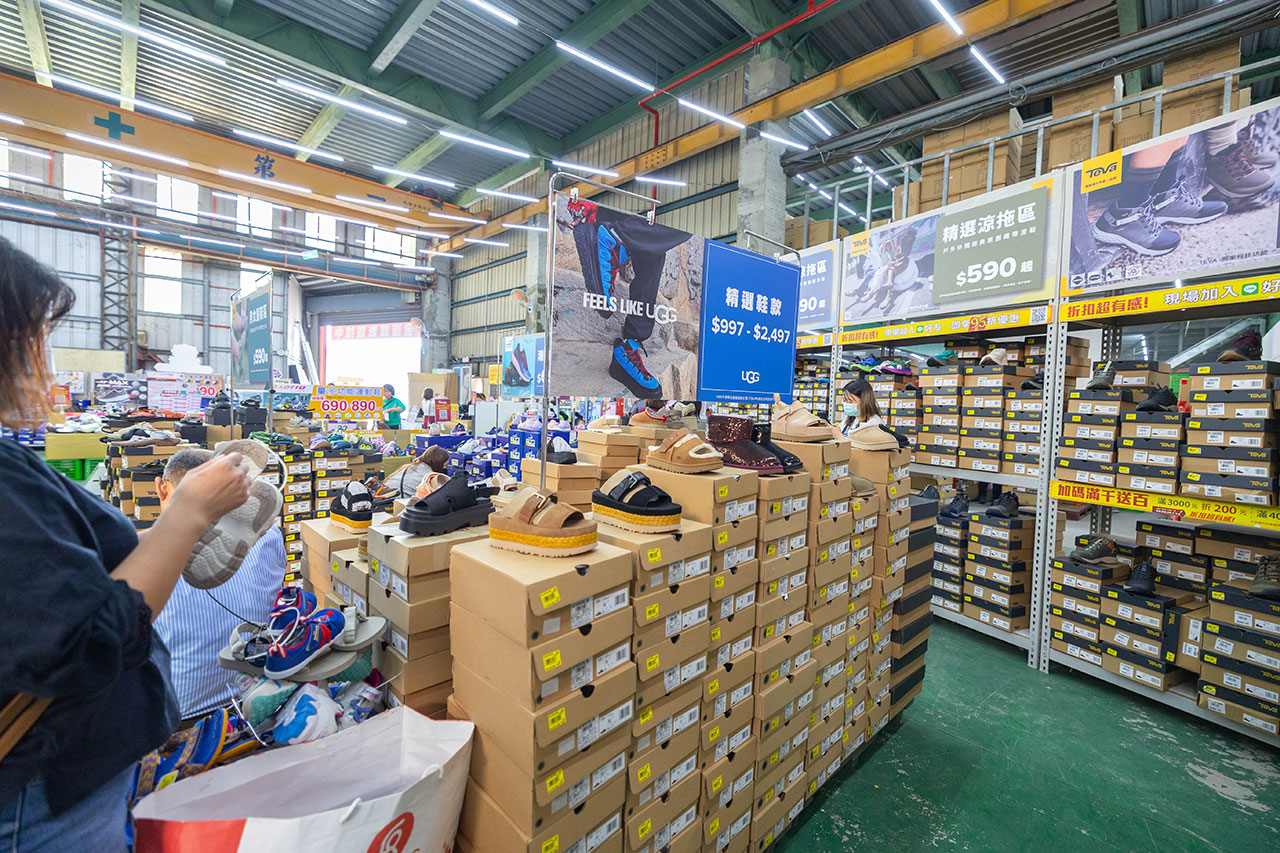 美力運動世界 台中中清特賣會開倉!童鞋、休閒鞋、戶外運動鞋早鳥全館下殺1折起,還有早鳥活動特賣金額再打8折,最新大雅鞋子特賣會報到! 120 美力運動世界 台中中清特賣會開倉!童鞋、休閒鞋、戶外運動鞋早鳥全館下殺1折起,還有早鳥活動特賣金額再打8折,最新大雅鞋子特賣會報到! 119