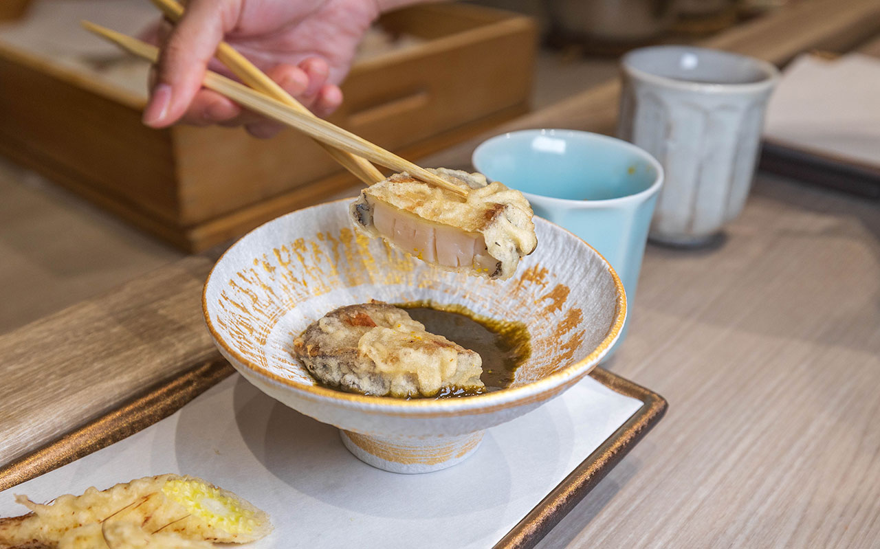 【台中無菜單推薦】船艙せんしつ 天 料理：頂級天婦羅 Omakase 究極盛宴，九州松葉蟹、海膽鮪魚海苔包，最新2026台中北屯區美食推薦 49