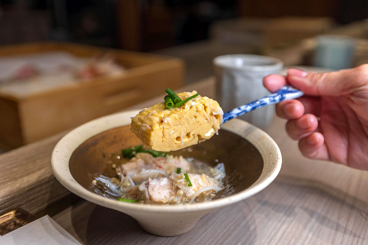 【台中無菜單推薦】船艙せんしつ 天 料理：頂級天婦羅 Omakase 究極盛宴，九州松葉蟹、海膽鮪魚海苔包，最新2026台中北屯區美食推薦 57