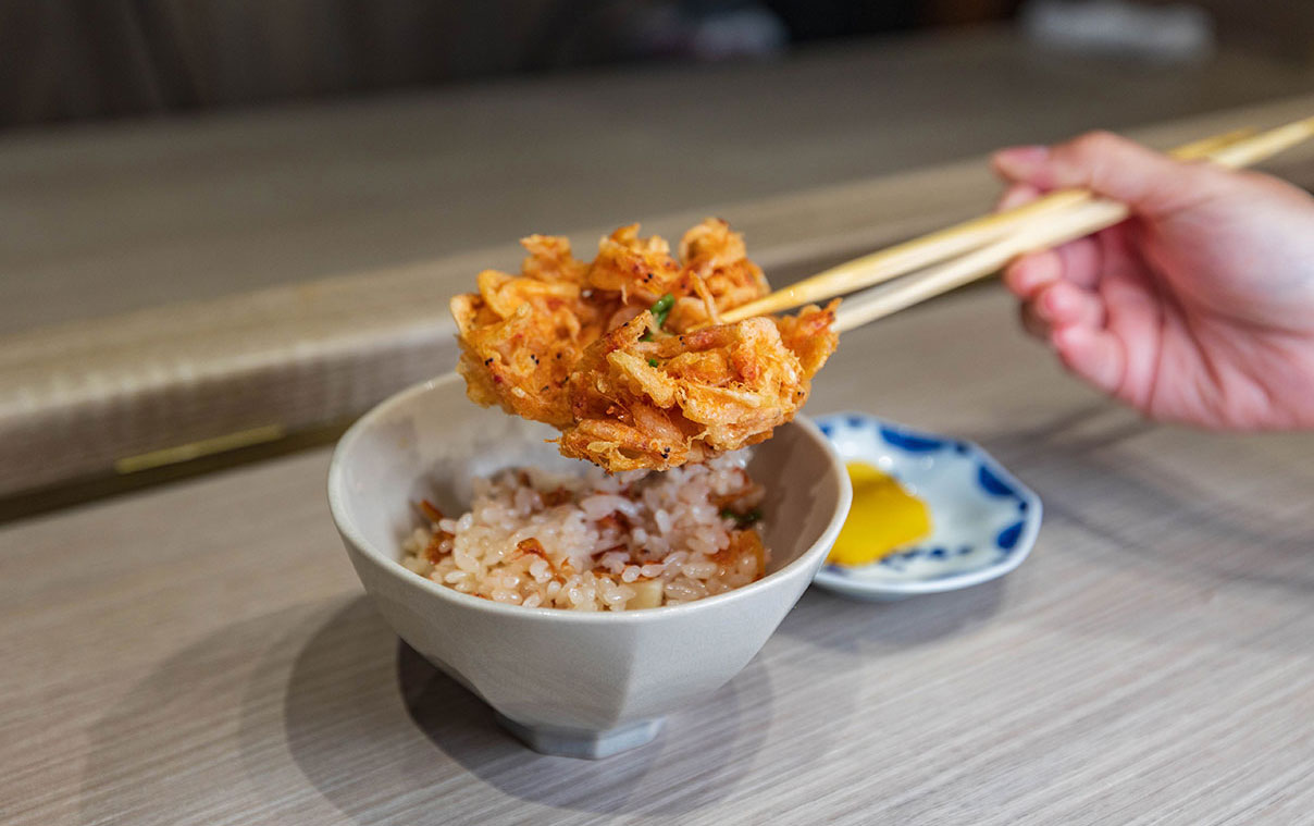 【台中無菜單推薦】船艙せんしつ 天 料理：頂級天婦羅 Omakase 究極盛宴，九州松葉蟹、海膽鮪魚海苔包，最新2026台中北屯區美食推薦 71