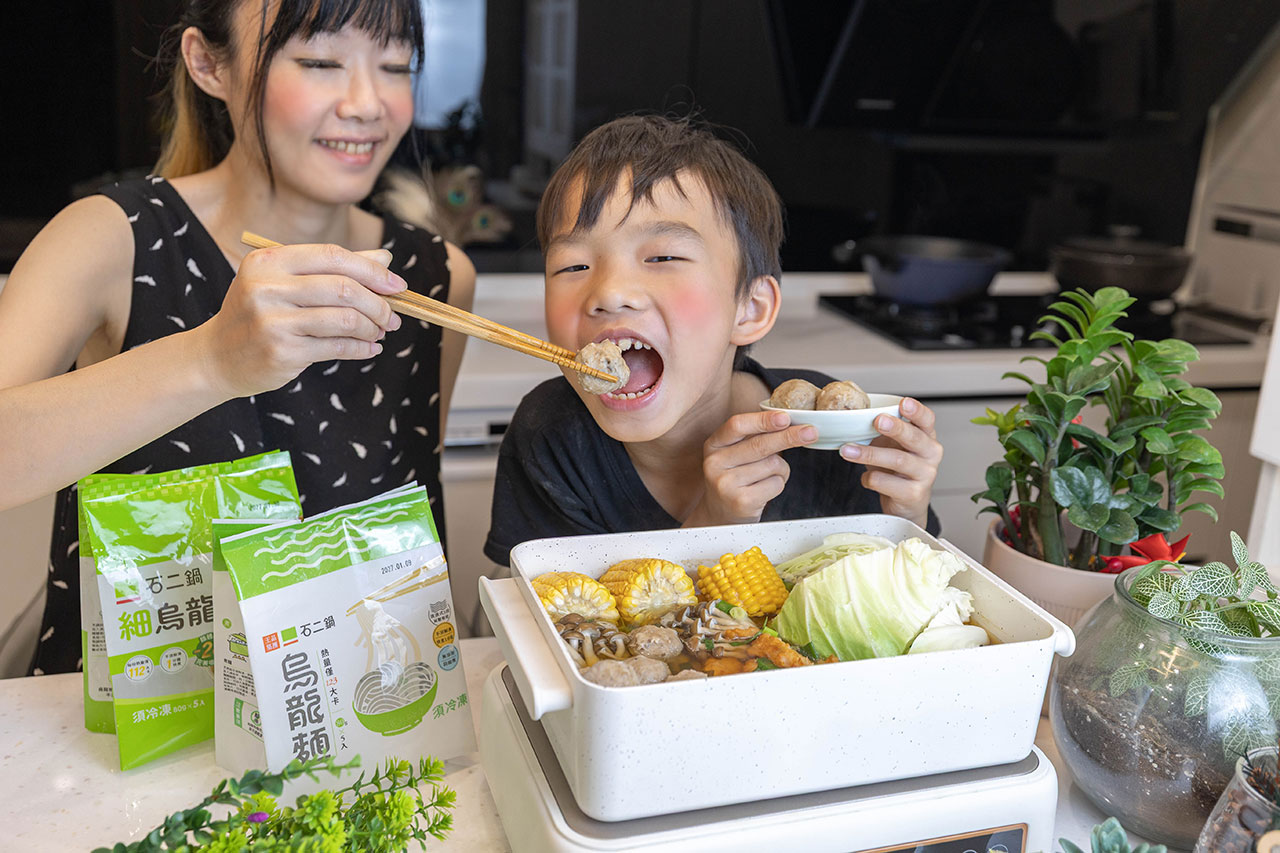 【全聯必買】母親節全家在家吃餐廳級美味!「聚+石二鍋」石二鍋烏龍麵、香菇貢丸,聚北海道昆布熬高湯神級必囤美味單品,5分鐘在家變出五星級溫馨大餐! 634 【全聯必買】母親節全家在家吃餐廳級美味!「聚+石二鍋」石二鍋烏龍麵、香菇貢丸,聚北海道昆布熬高湯神級必囤美味單品,5分鐘在家變出五星級溫馨大餐! 633