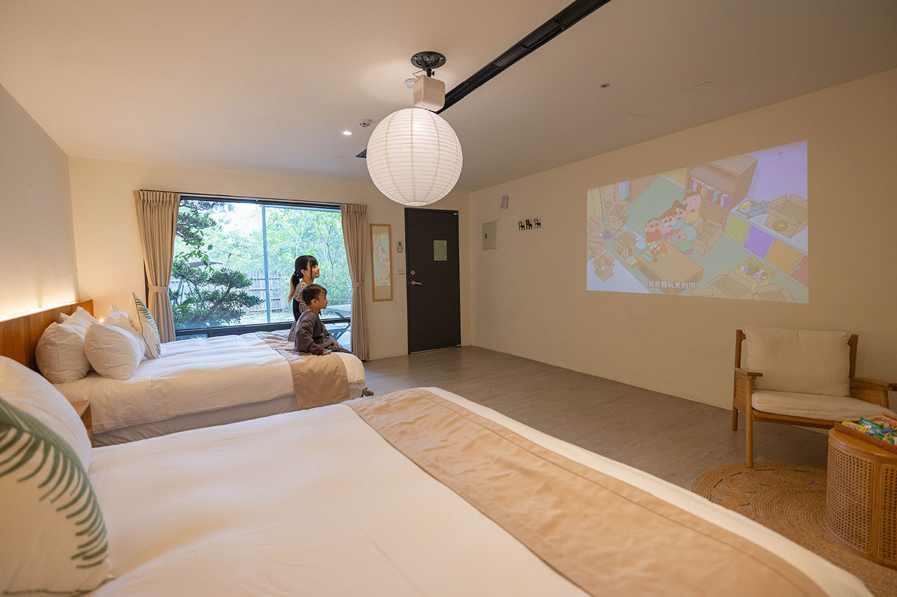 葉子祕境 森林villa住宿 4.9分超高評價,戲水泳池、高爾夫、桌遊,自然共舞南投五星級民宿,2026南投住宿推薦 1582 葉子祕境 森林villa住宿 4.9分超高評價,戲水泳池、高爾夫、桌遊,自然共舞南投五星級民宿,2026南投住宿推薦 1581