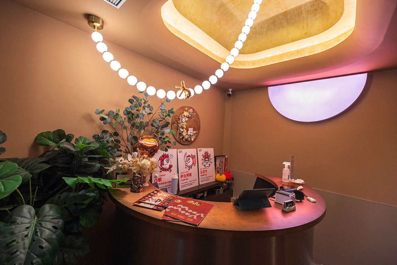 月團圓雞湯鍋 美術園道店|最新台中吃到飽火鍋40樣以上自助吧,超香皮蛋香菜火鍋一人就能獨享吃到飽,2026台中西區美食推薦 858 月團圓雞湯鍋 美術園道店|最新台中吃到飽火鍋40樣以上自助吧,超香皮蛋香菜火鍋一人就能獨享吃到飽,2026台中西區美食推薦 857