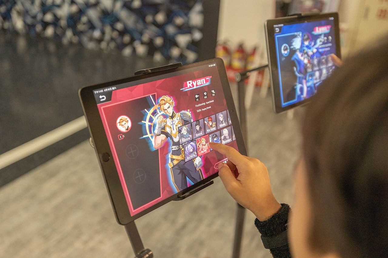 【2026台中景點】鬪次元科技運動：HADO AR電子躲避球挑戰最強台中室內聚會團建運動！好鬪格子超好玩反應力+智力的雙重考驗，台中西區景點推薦 31