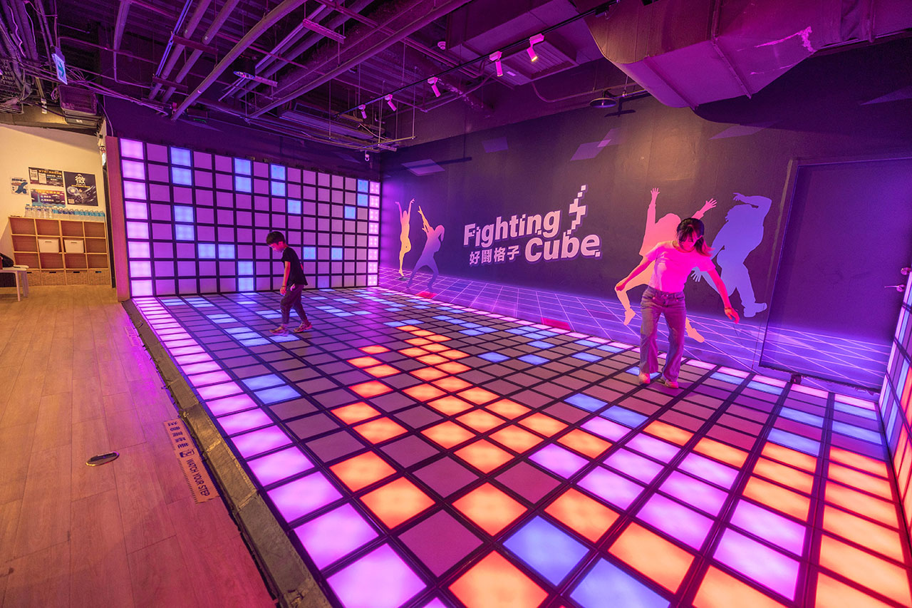 【2026台中景點】鬪次元科技運動：HADO AR電子躲避球挑戰最強台中室內聚會團建運動！好鬪格子超好玩反應力+智力的雙重考驗，台中西區景點推薦 55