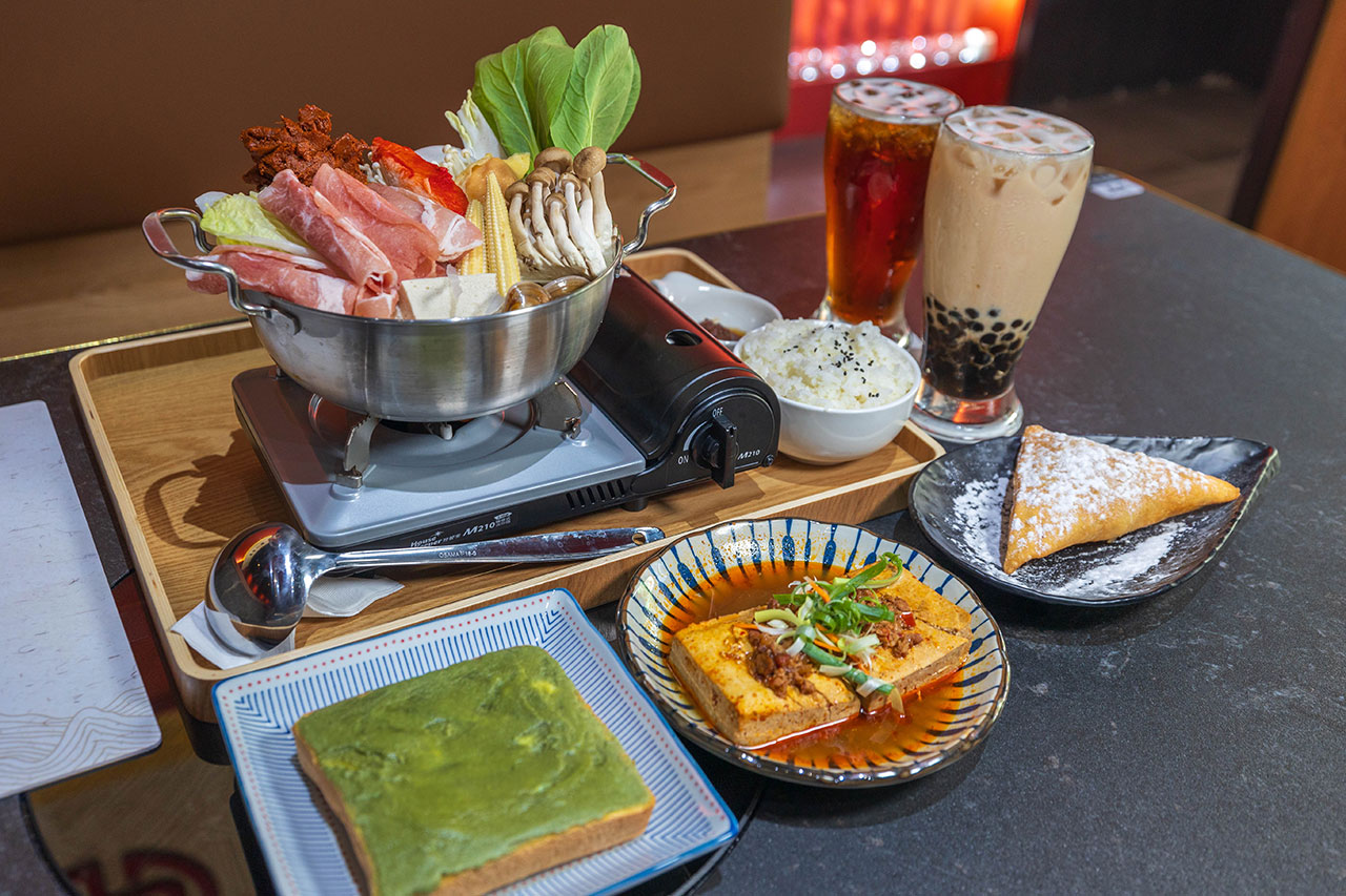 長順茶館 台中最新美食開幕!台中北屯區聚餐必訪超大用餐空間,火鍋麵食招牌波霸奶茶,2026台中北屯美食推薦 10 長順茶館 台中最新美食開幕!台中北屯區聚餐必訪超大用餐空間,火鍋麵食招牌波霸奶茶,2026台中北屯美食推薦 9